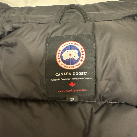 Canada Goose Freestyle Graphite Gray Puffer Vest - Picture 5 of 6